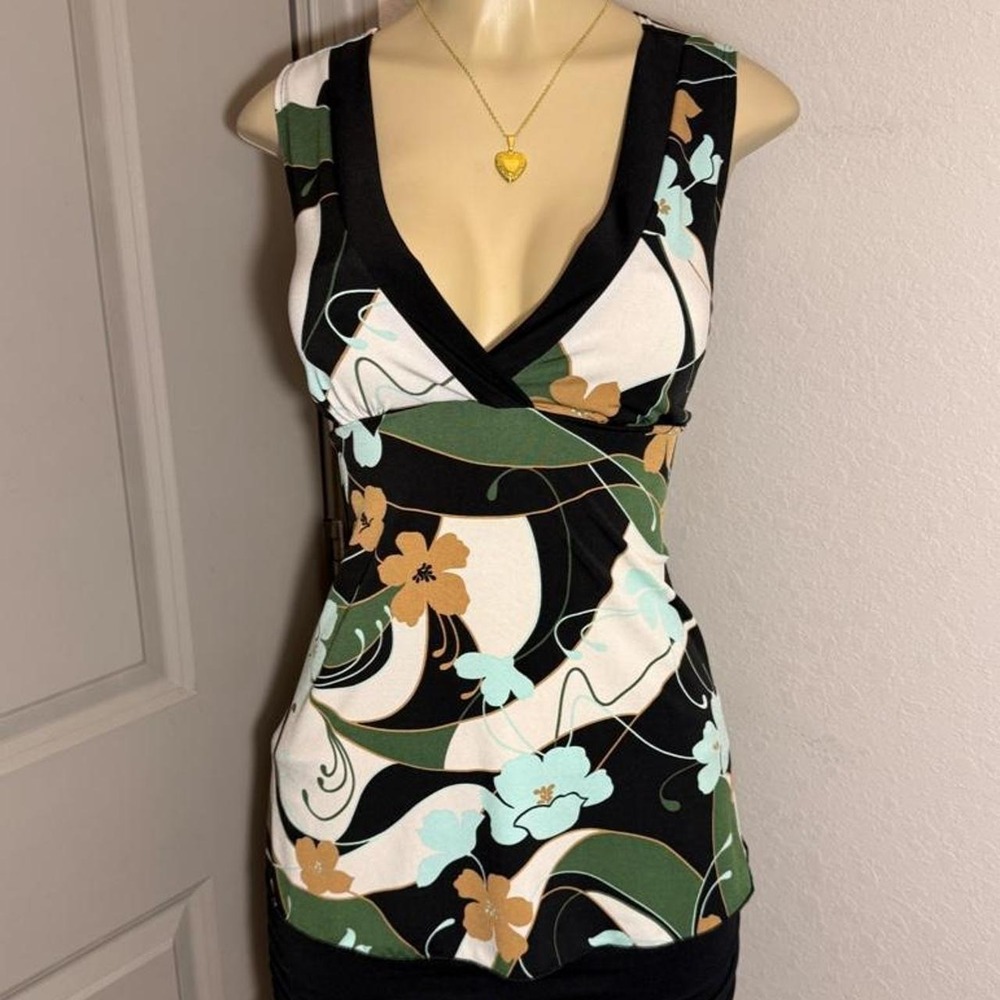 Funky Story black, white, green, and blue floral print Y2K long top
